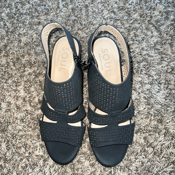 NEW Soul Naturalizer Black Suede Heels Size 9 - Picture 3 of 6